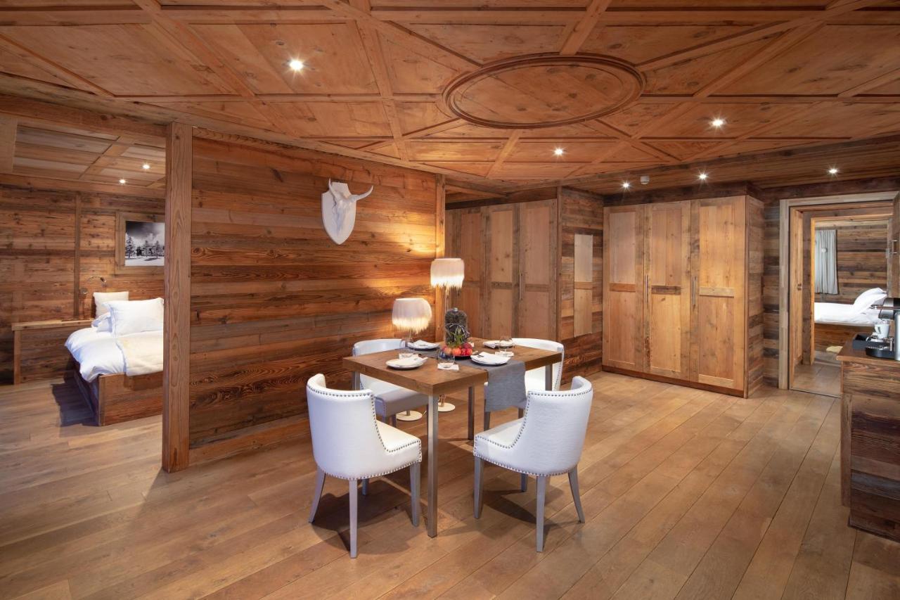 Luxury Suite,1198028749:JPEG